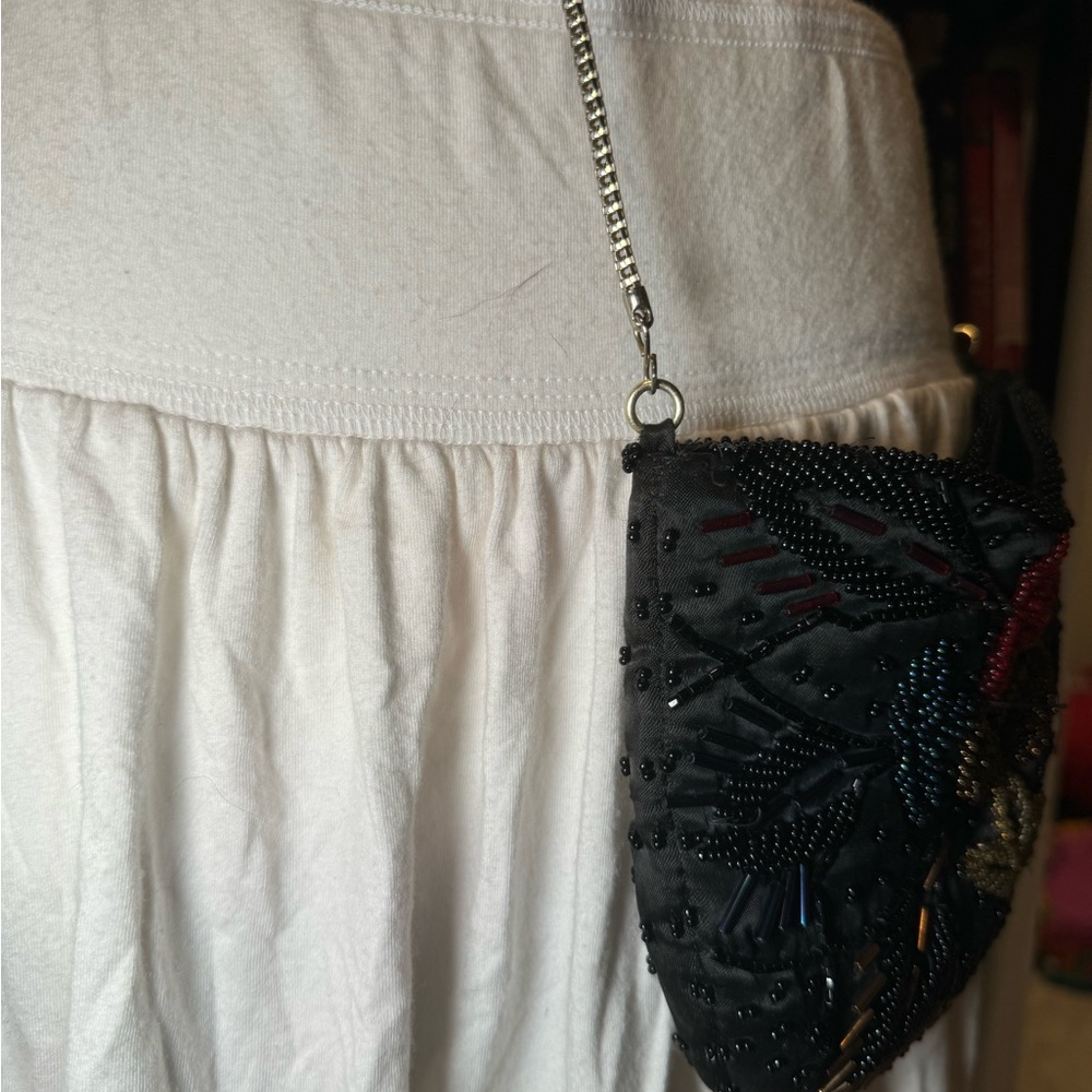 Elegant Black Beaded Women's Bag - Picture 4 of 6